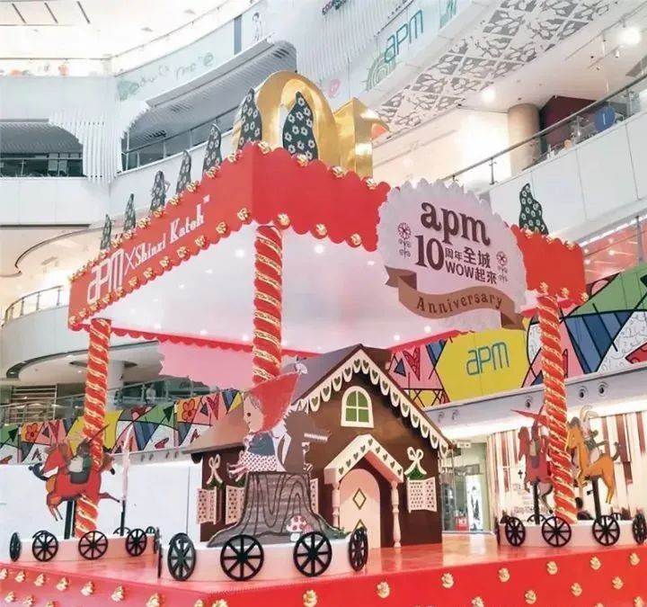 廣告行業(yè)彩白彩、KT板、雙面吊旗，廣告人要抓住圣誕節(jié)商機。